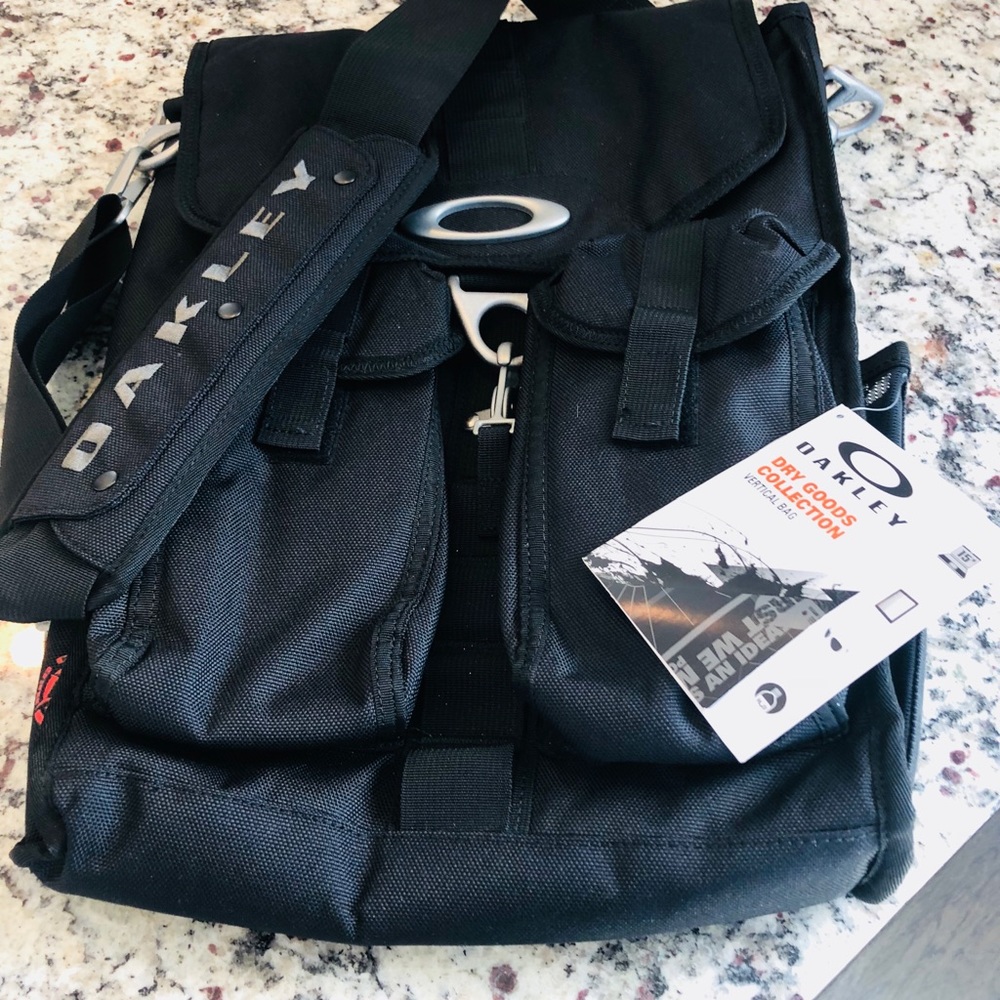 Oakley laptop bag